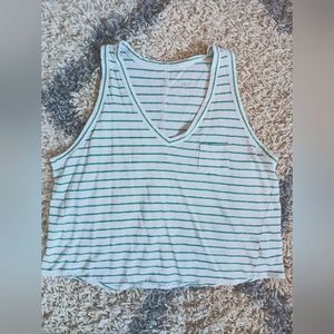 Sleeveless V neck